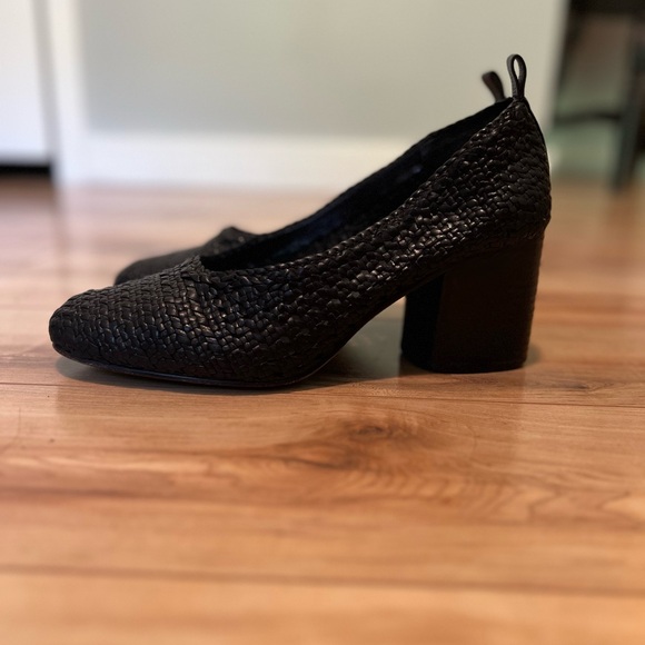 COS Pumps Size 9 - Picture 4 of 5